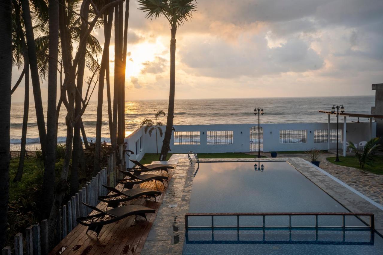 Greek Bay Hotel Auroville Eksteriør billede